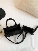 Symphonie de Couleurs: Clutch Chic pour une Soirée Inoubliable