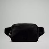 Everywhere Belt Bag Large