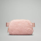 Everywhere Belt Bag 1L