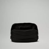 Everywhere Belt Bag Large 2L
Wunder Puff