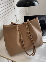 Élégance Minimaliste: Sac à Main en Cuir Souple pour le Quotidien